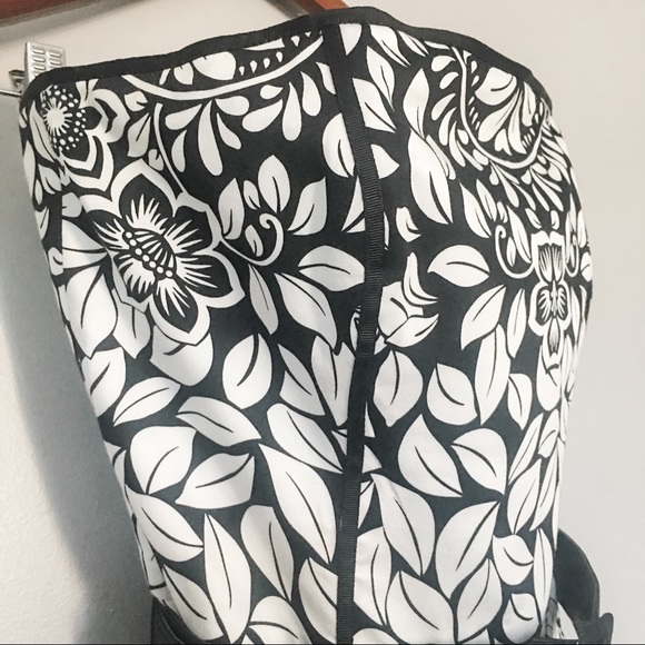 WHBM Fit and Flare Strapless Dress Size 10 - Picture 4 of 9